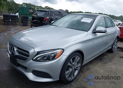 2016 Mercedes-Benz C 300 из США, поврежденный, VIN 55SWF4JB8GU168804